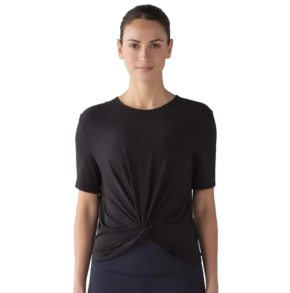 Lululemon Women's black Crescent Tee Shirt short sleeve pima cotton Size 12